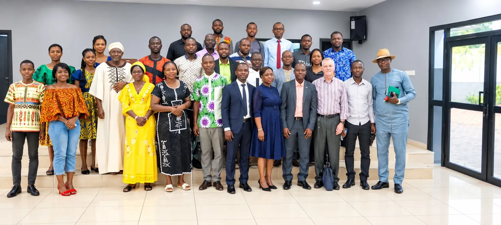 Photo de groupe avec les participants d’une formation animée par Coach VASTI